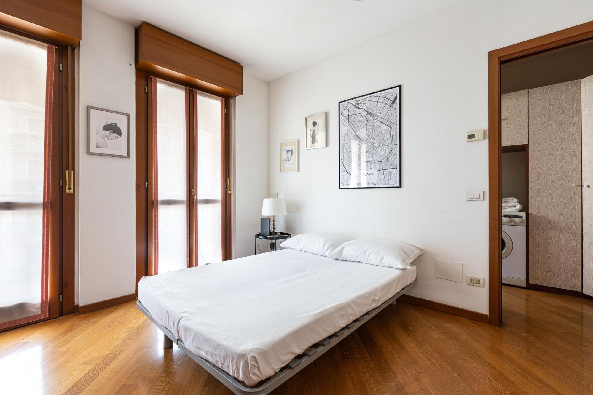 Cosy Studio With Balcony & Private Garage Milán Exteriér fotografie